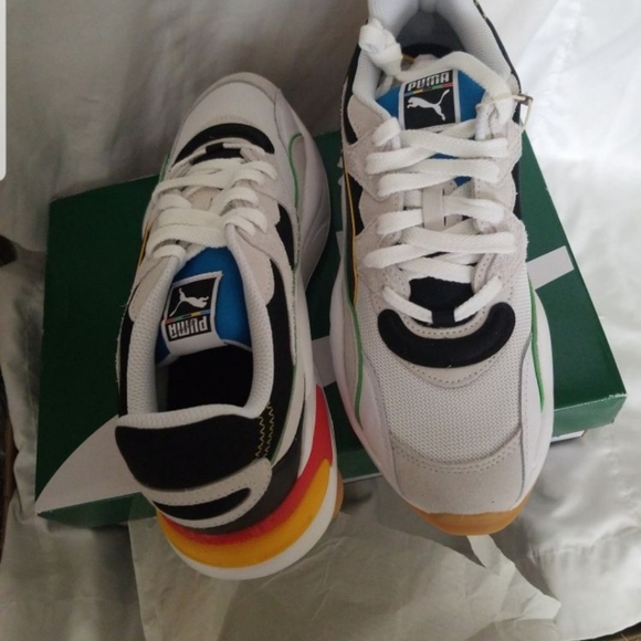 Puma Sneakers - Picture 4 of 8